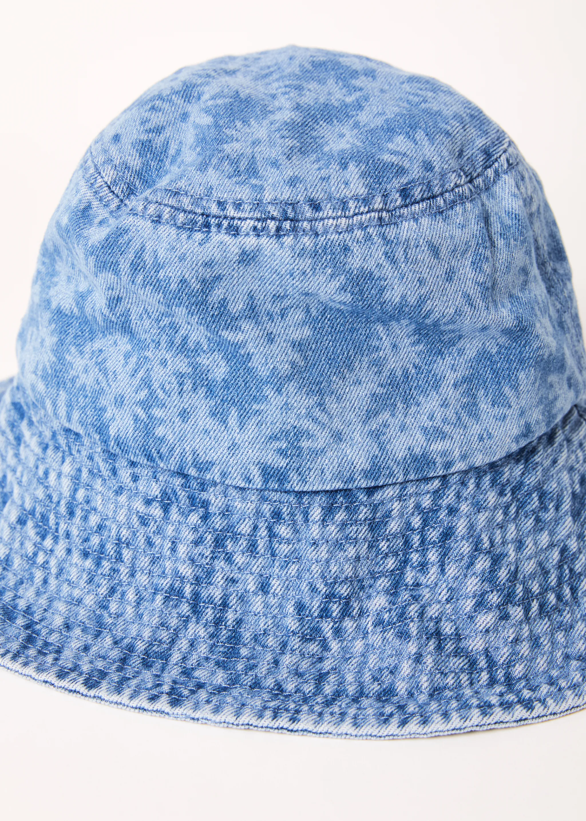 AFENDS Unisex Fink - Denim Wide Brim Bucket Hat - Worn Blue Daisy