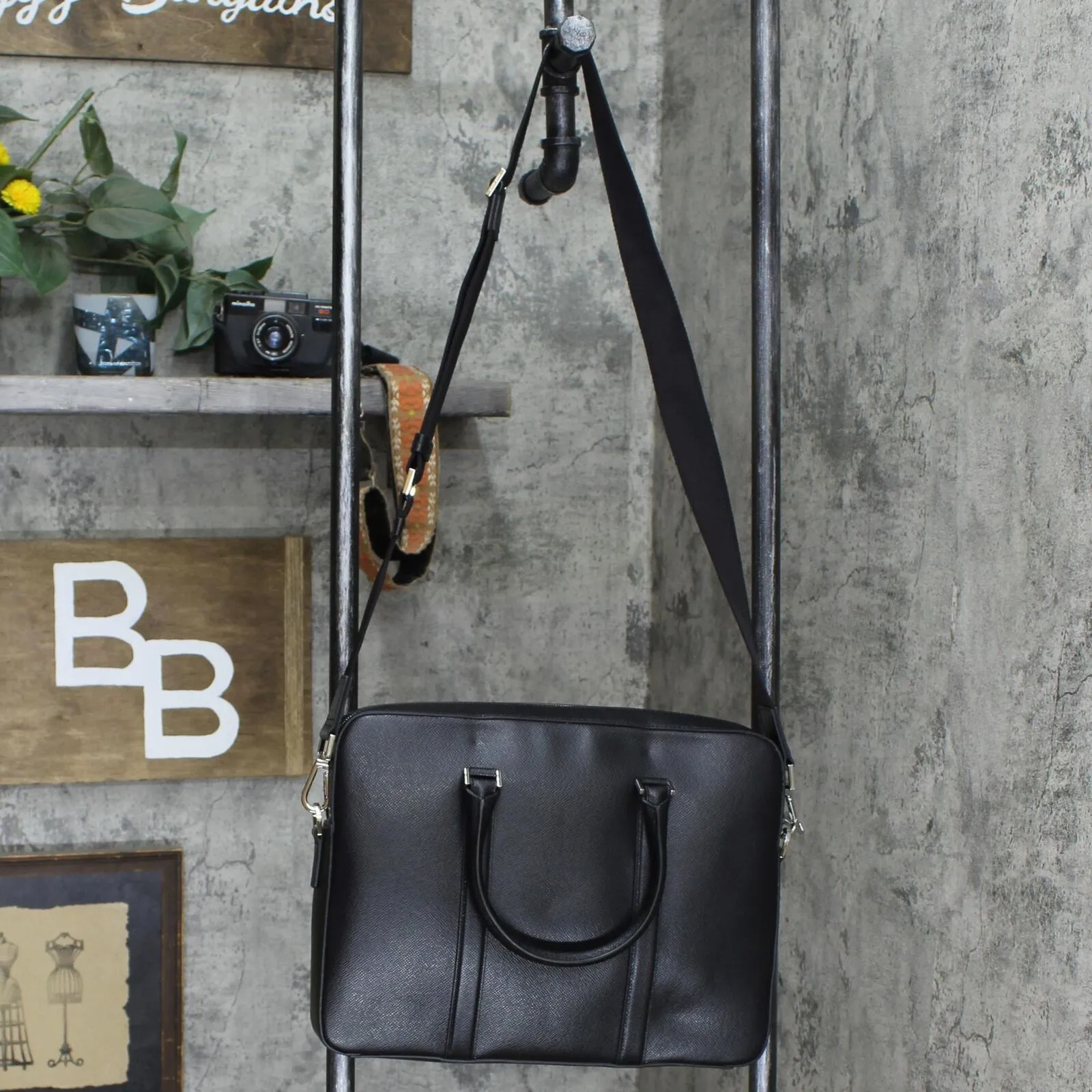 Boss by Hugo Boss Men's Signature Leather Briefcase Black 11 x 15 x 4