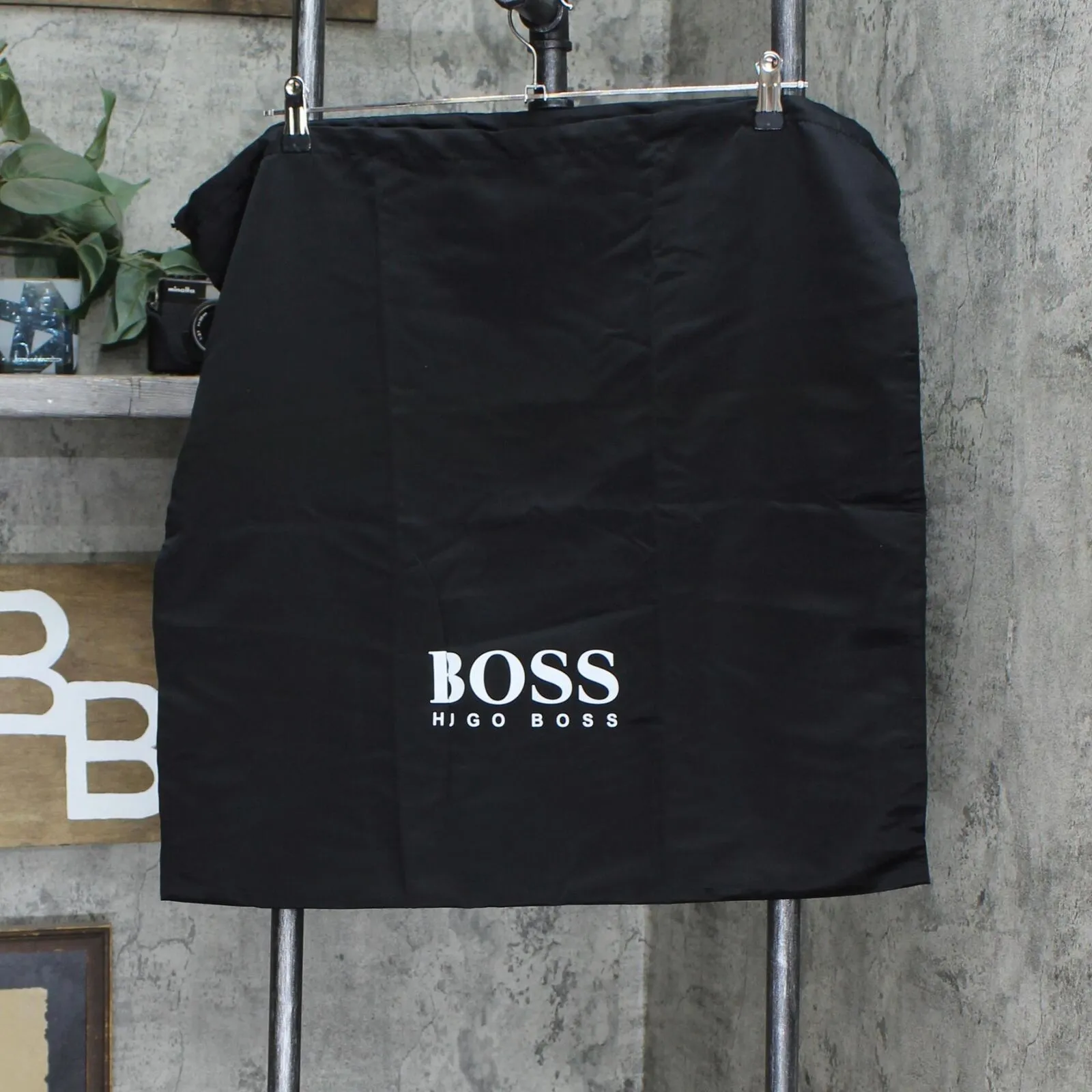 Boss by Hugo Boss Men's Signature Leather Briefcase Black 11 x 15 x 4