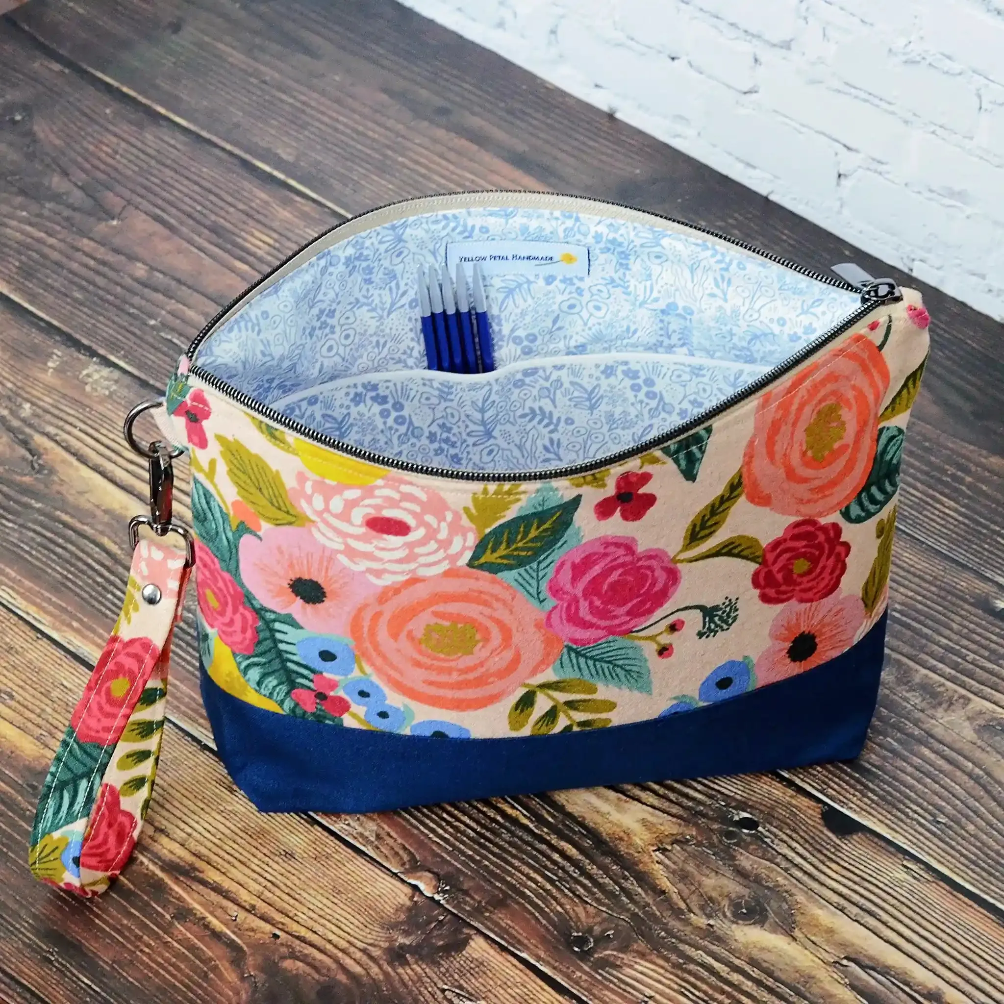Canvas and Linen Zippered Project Bags in Two Colours