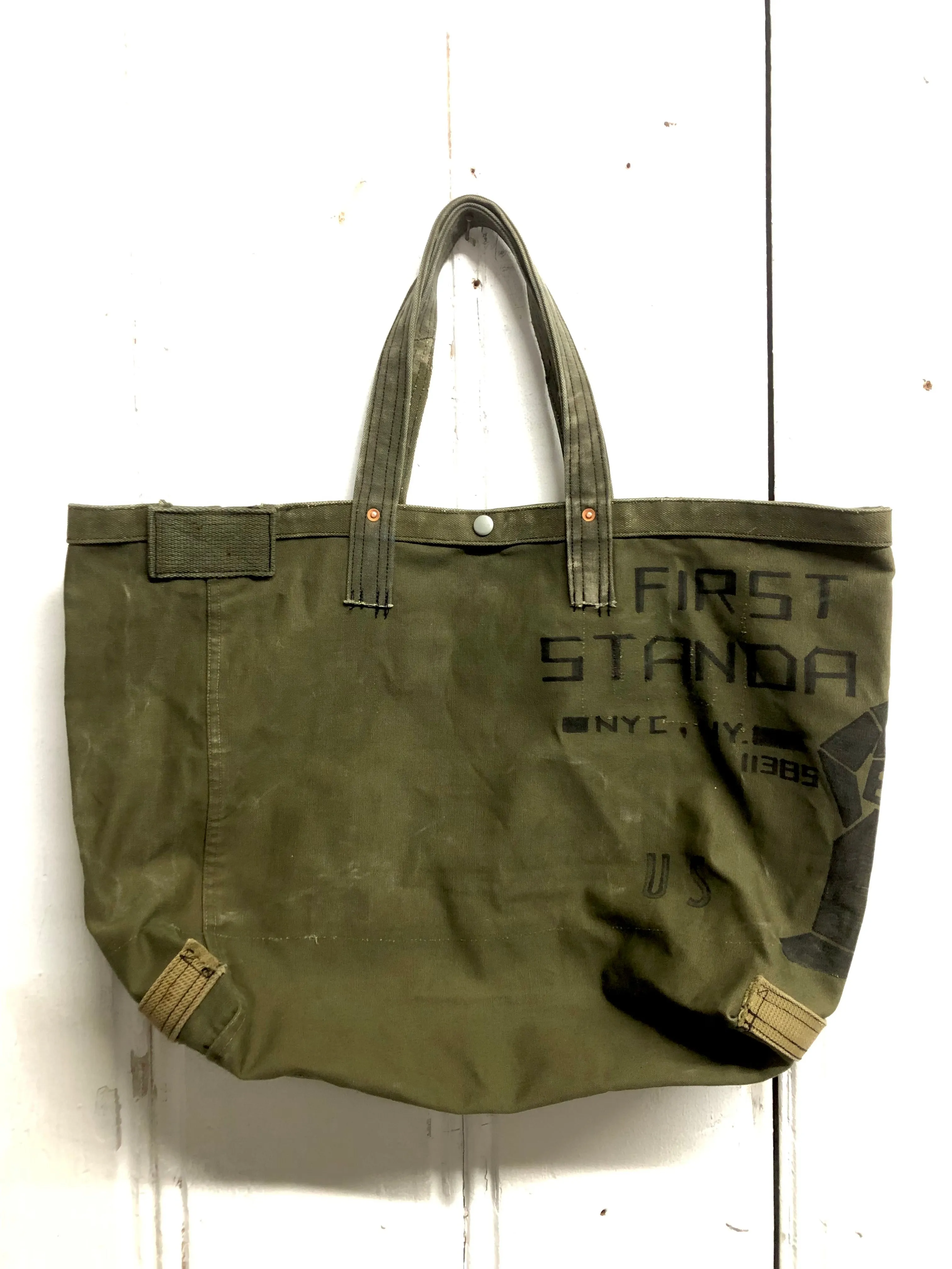Carry-All Tote Bag / 24 3 15 1 /