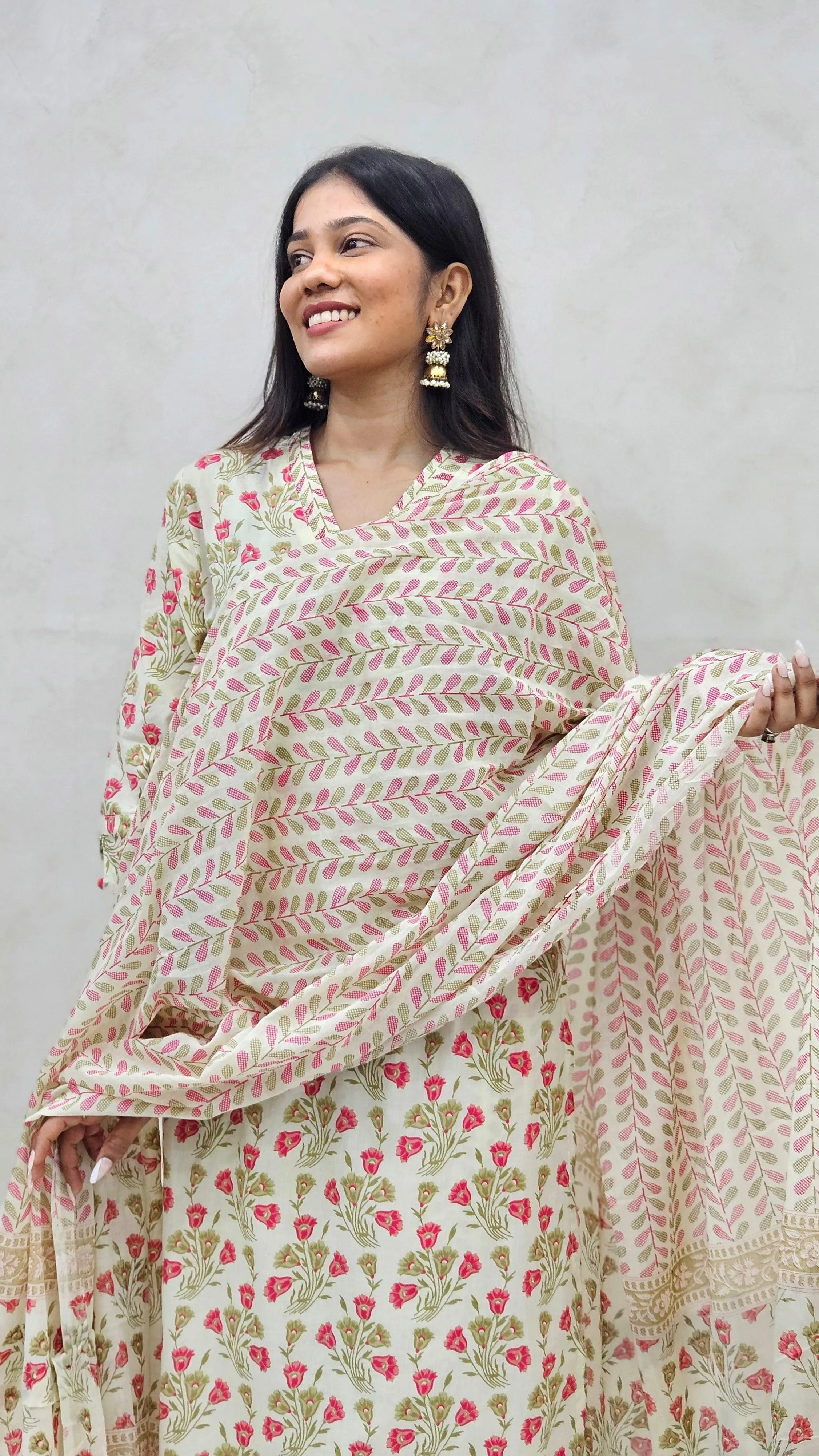 IVORY PINK FLORAL COTTON KURTA SET