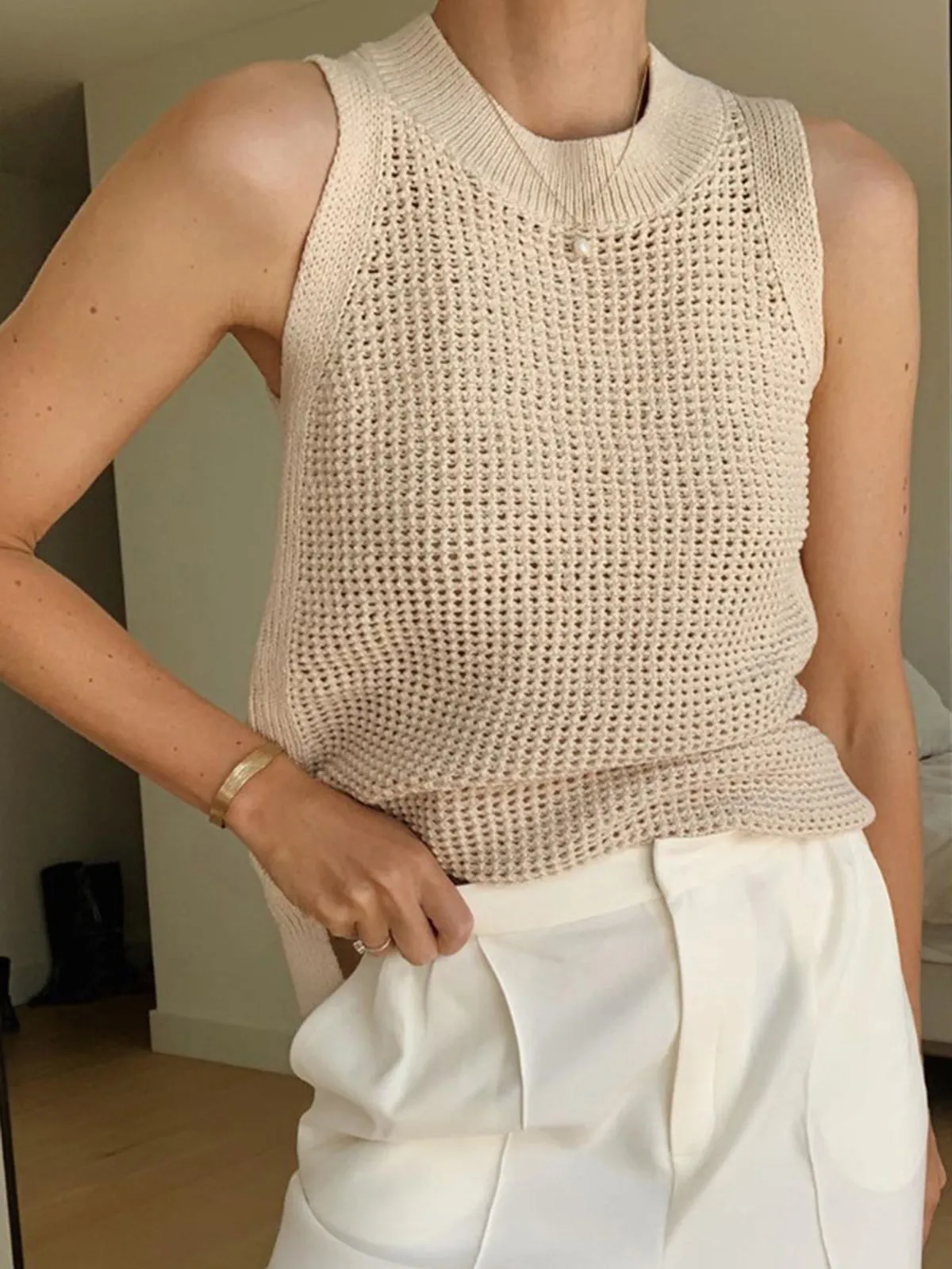 Knit Hollow Graceful Solid Vest