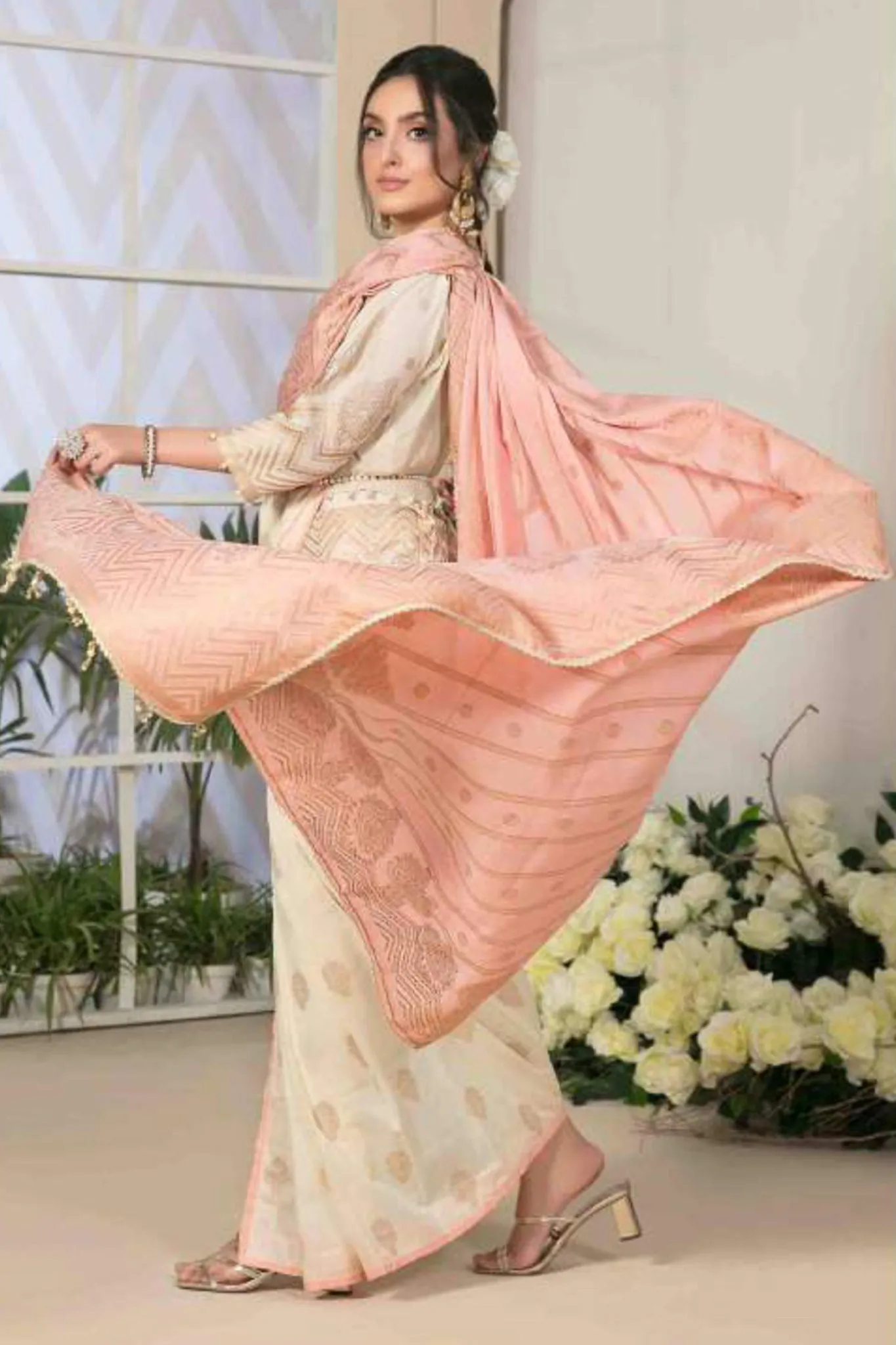 Lamhe by Tawakkal Unstitched 3 Piece Banarsi Lawn Collection'2022-LT-7127