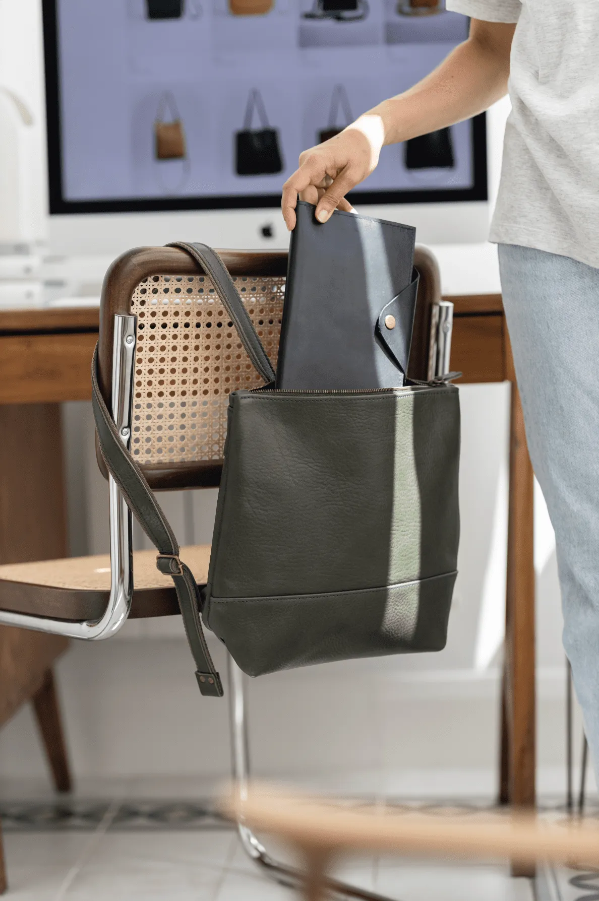 Leather backpack - Ombú M