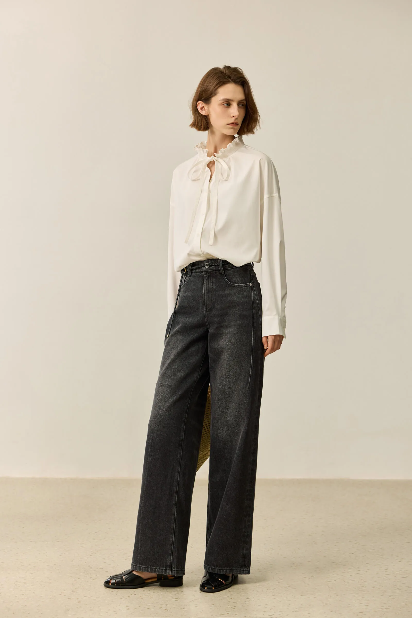 LILY Vintage Mid-High Waist Cotton Cropped Jeans
