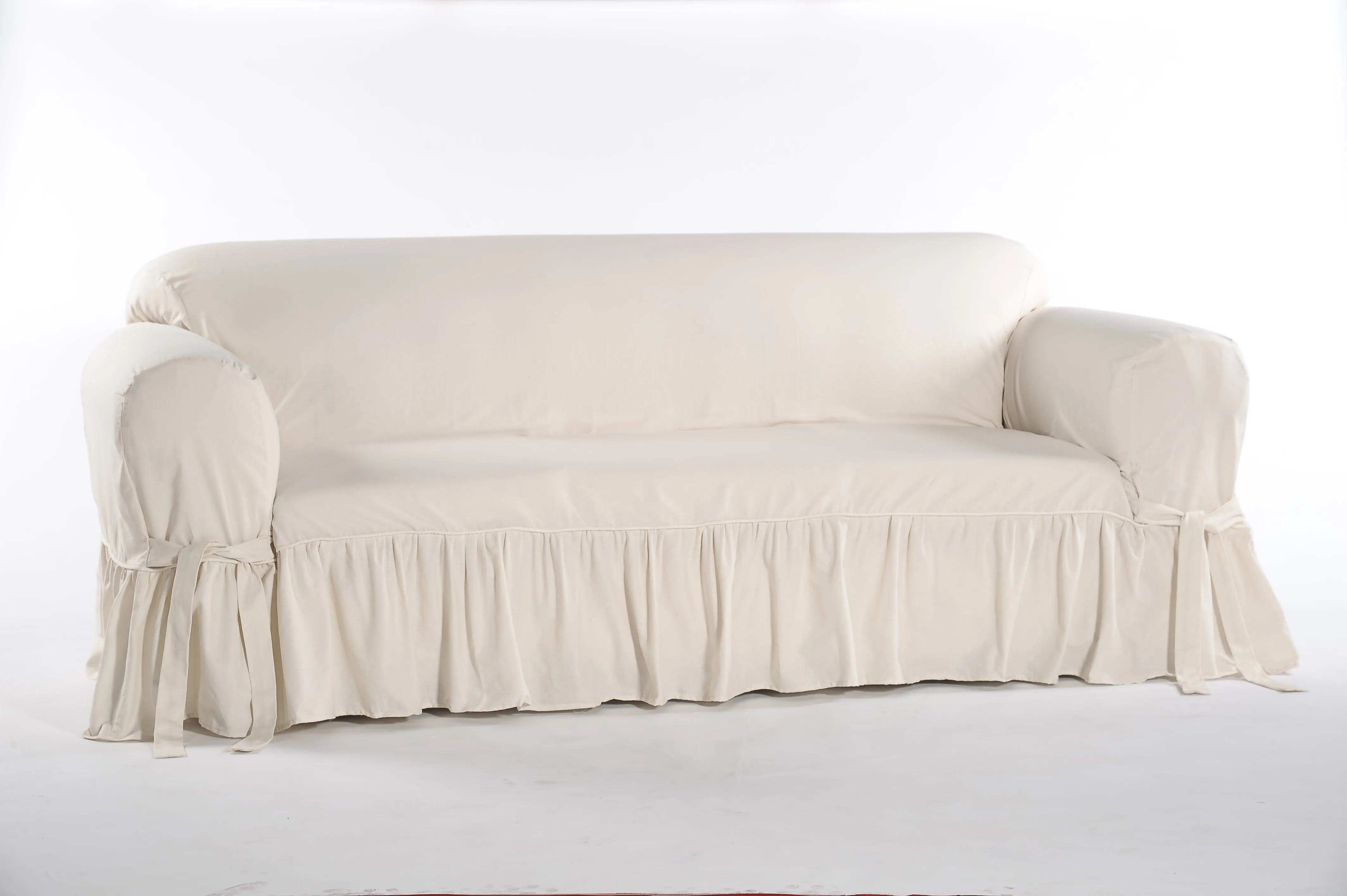 One piece ruffled slipcover