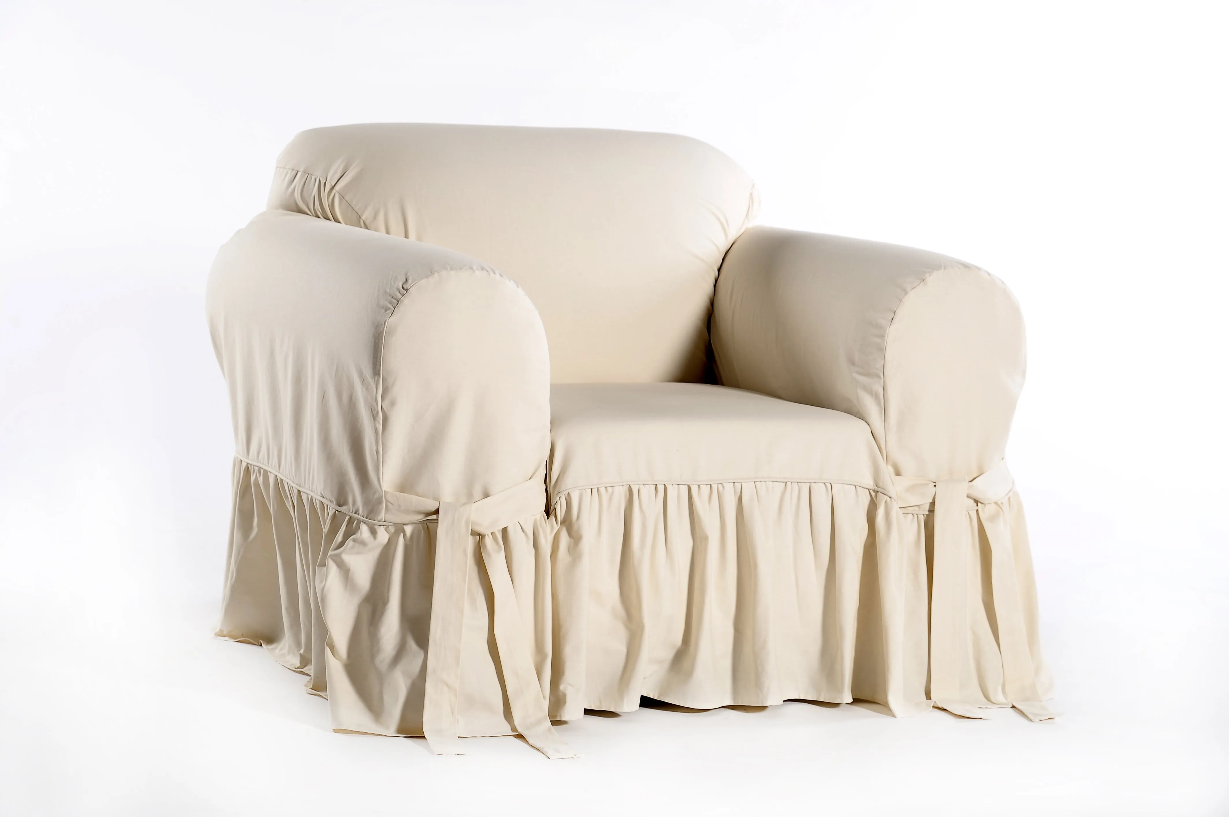 One piece ruffled slipcover