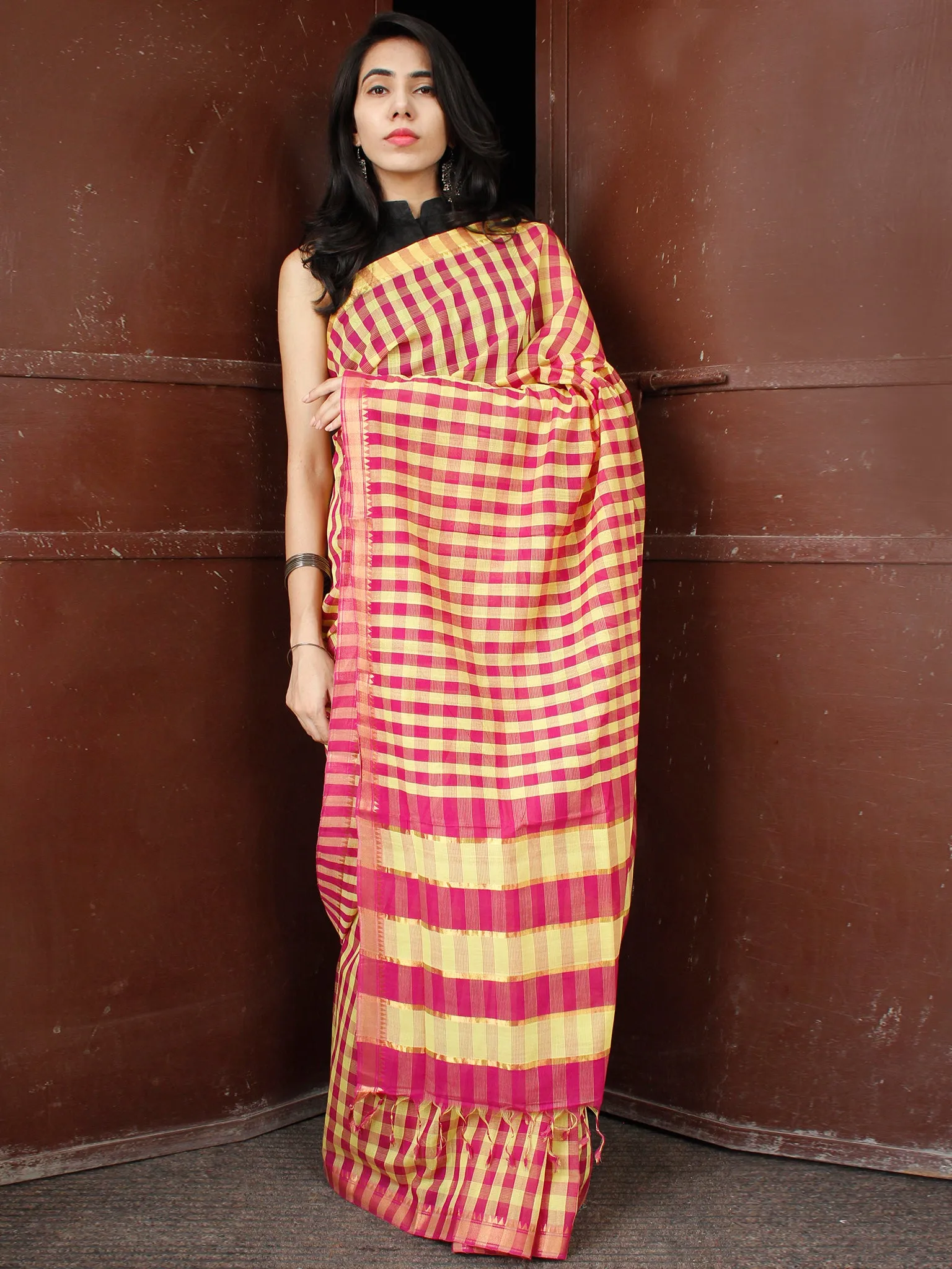 Pink Yellow Handloom Mangalagiri Cotton Saree With Zari Border - S031703684