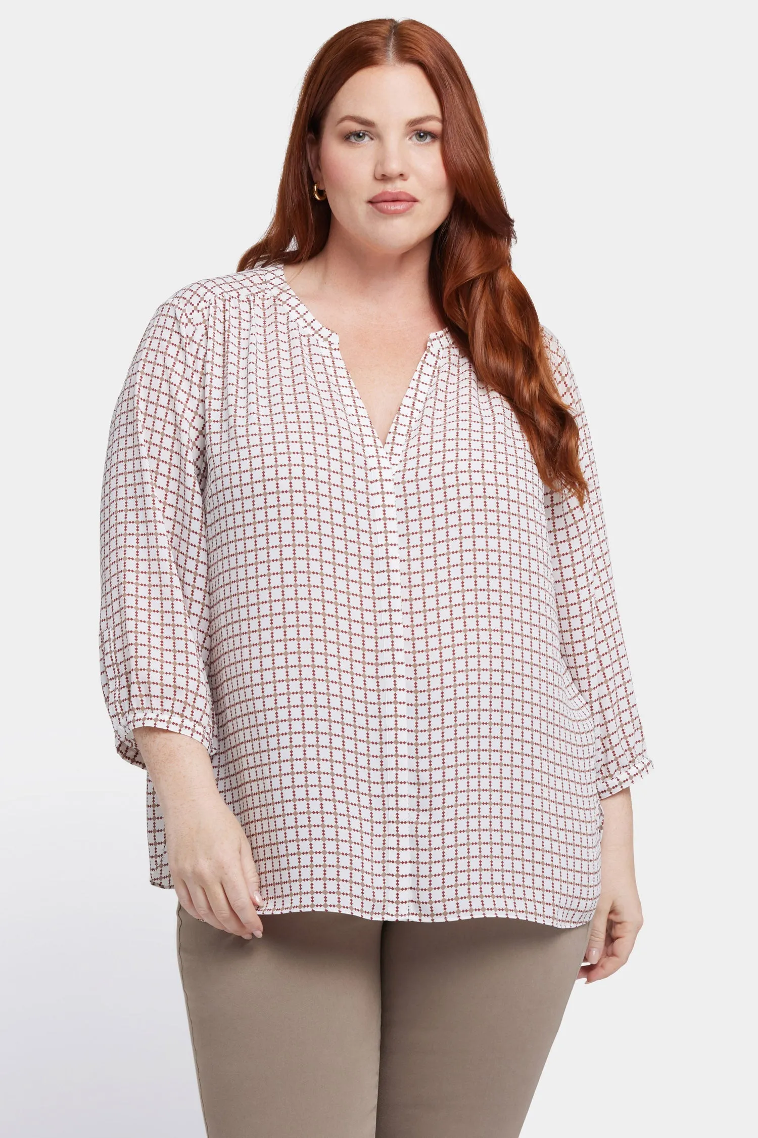 Pintuck Blouse In Plus Size - Graceful Geo