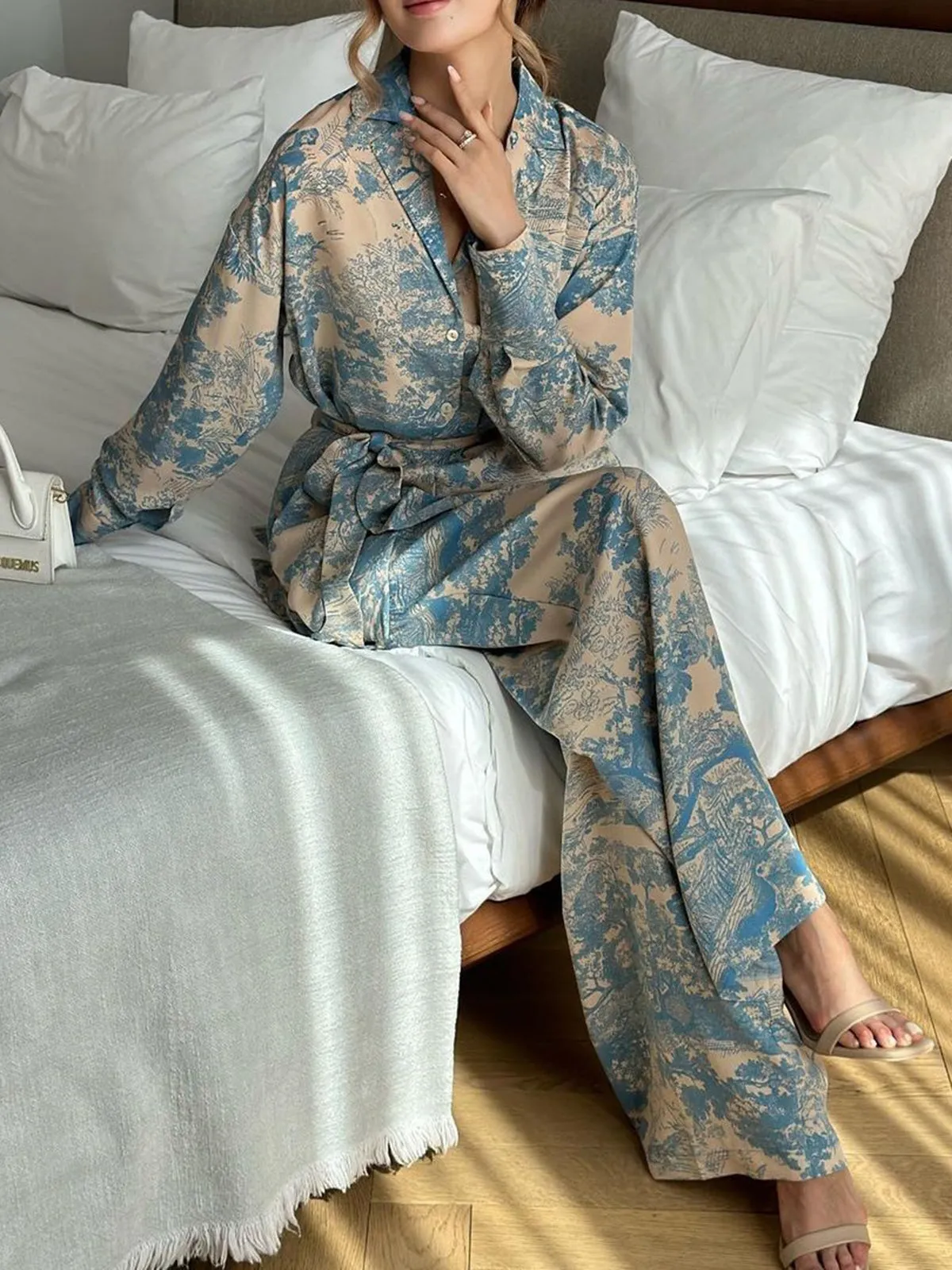Printed Tie Graceful Up Pants Set