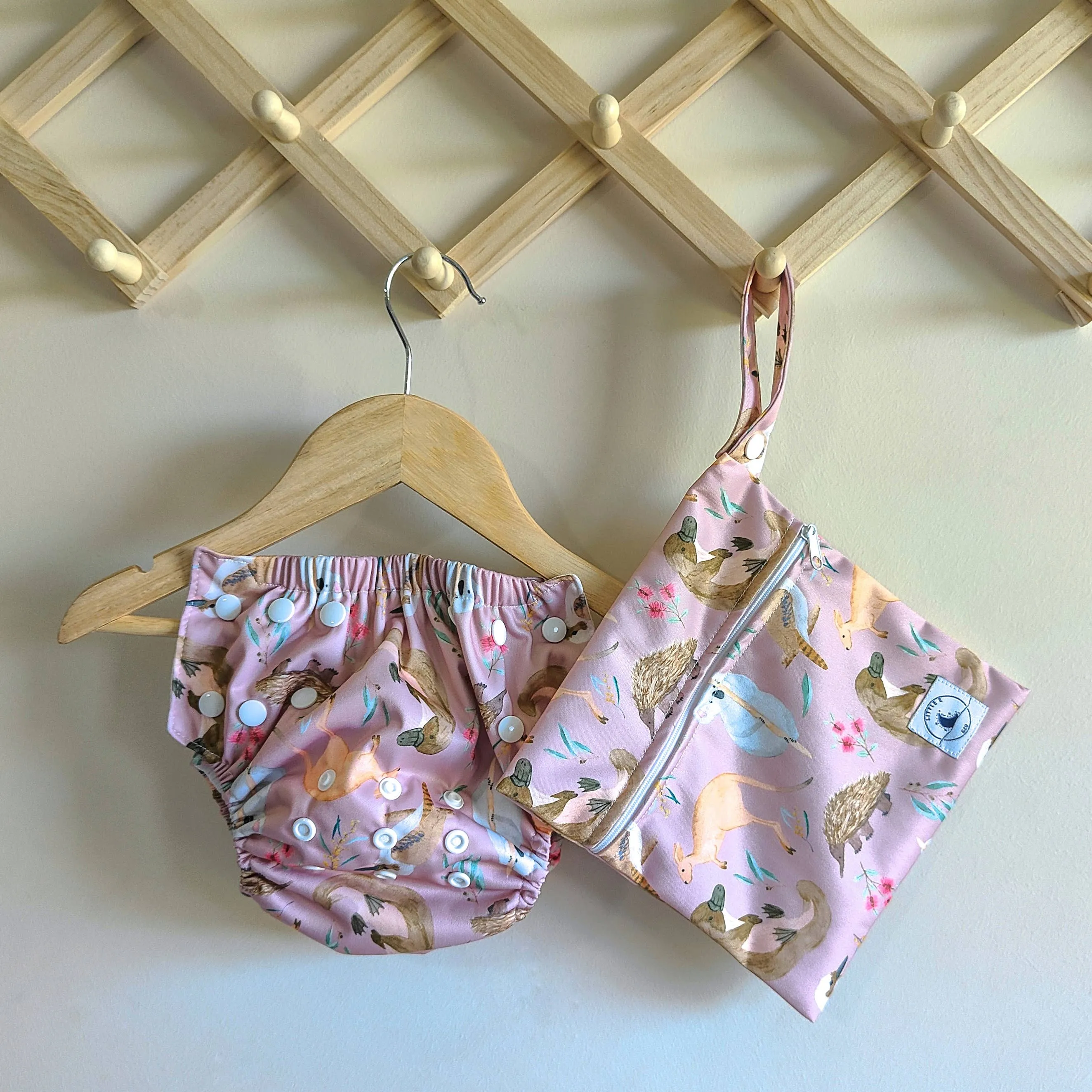 REUSABLE SWIM NAPPY & MINI WET BAG COMBO - AUS ANIMALS
