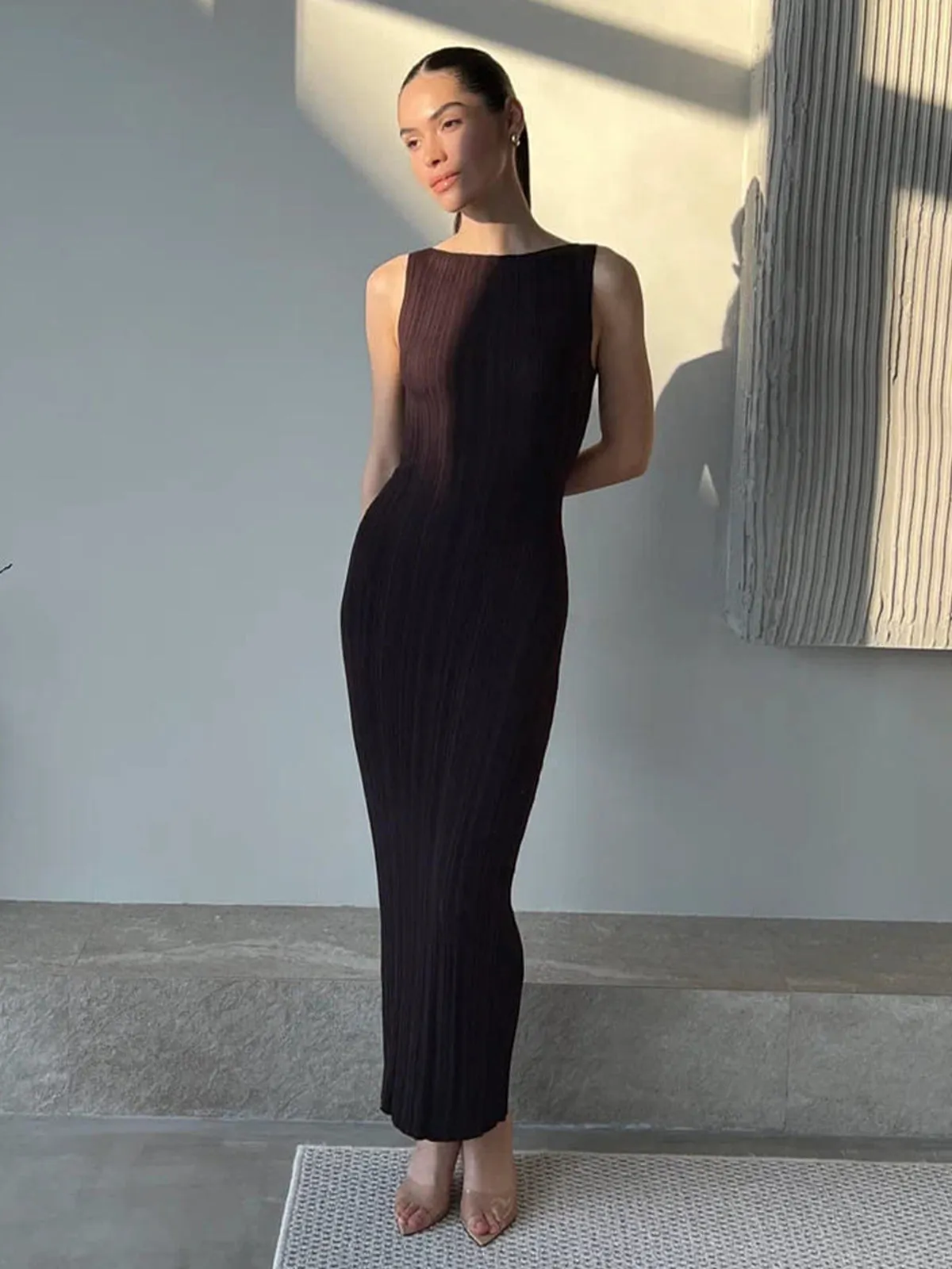 Ribbed Sleeveless Graceful Knit Long Dress