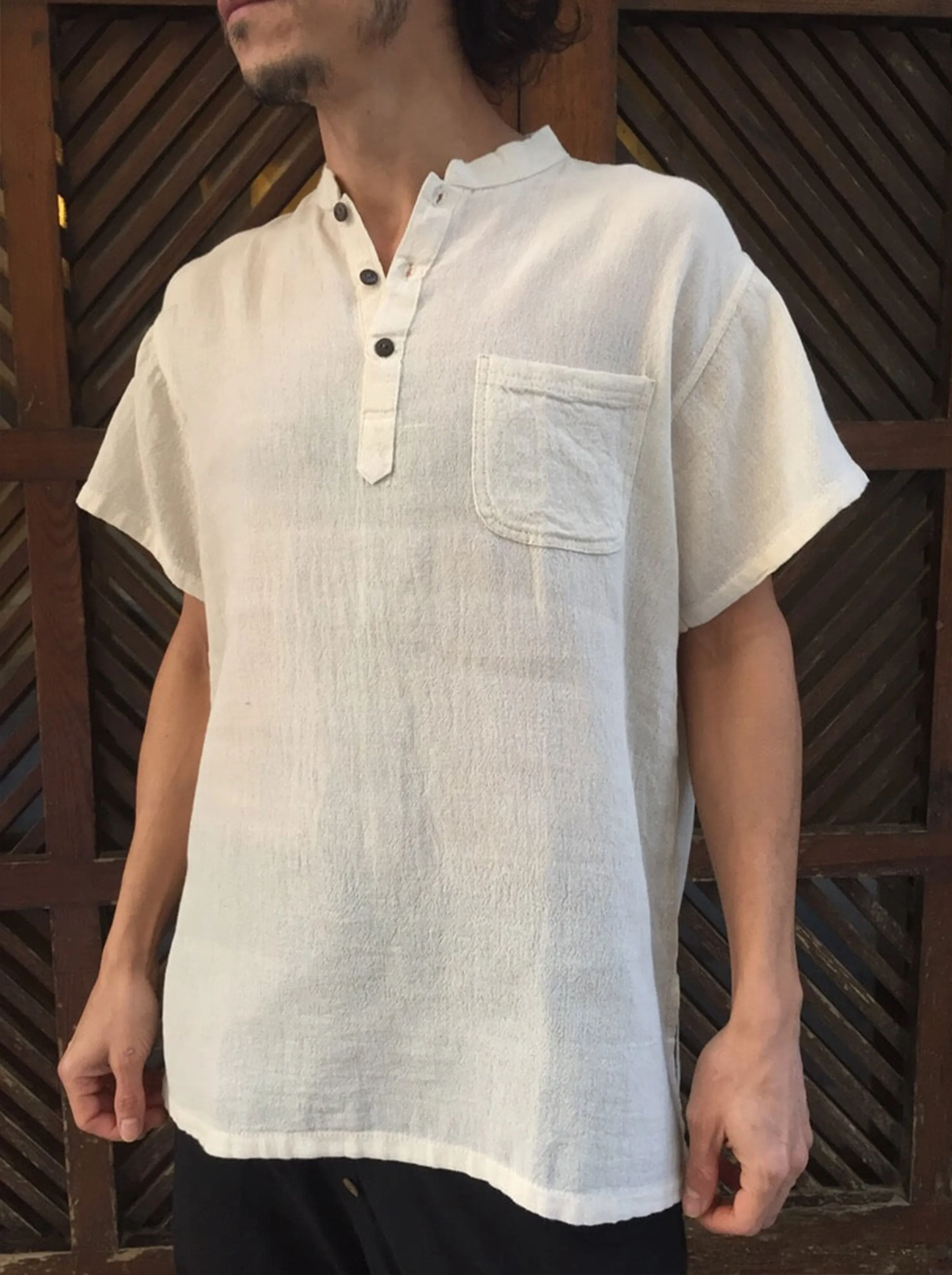 Short Sleeve Raw Cotton Shirt with Coconut Buttons