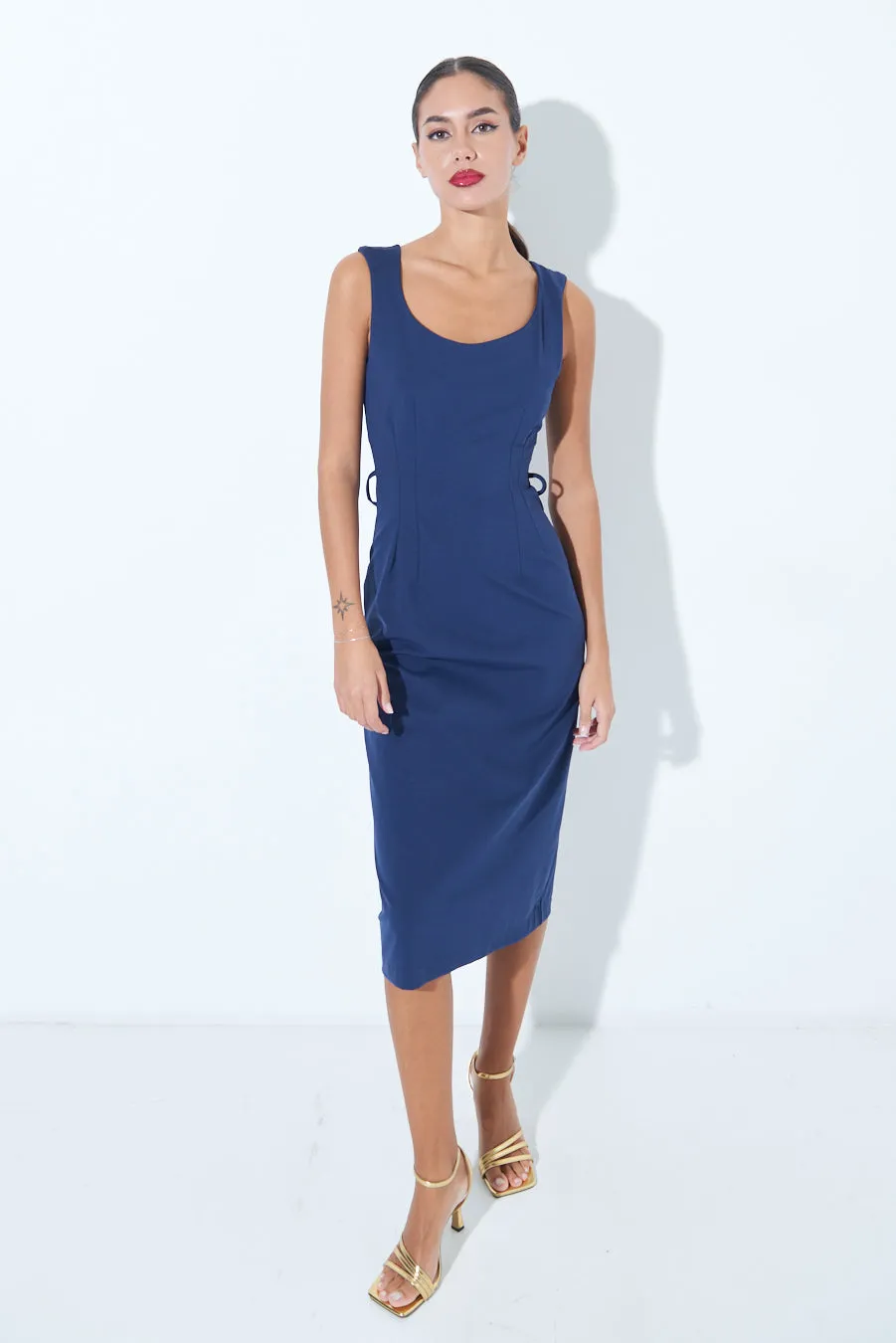 Sleeveless midi dress wholesale