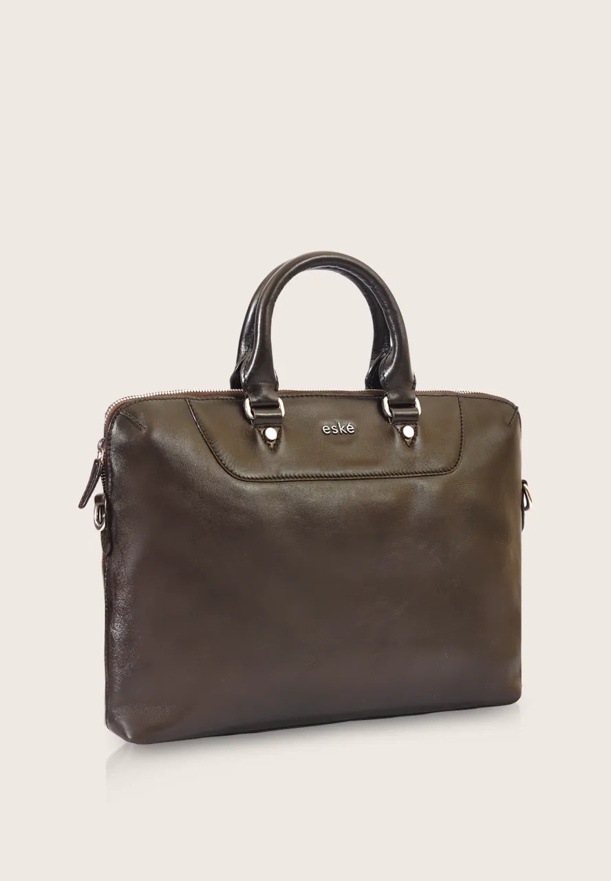 Snowel, the briefcase