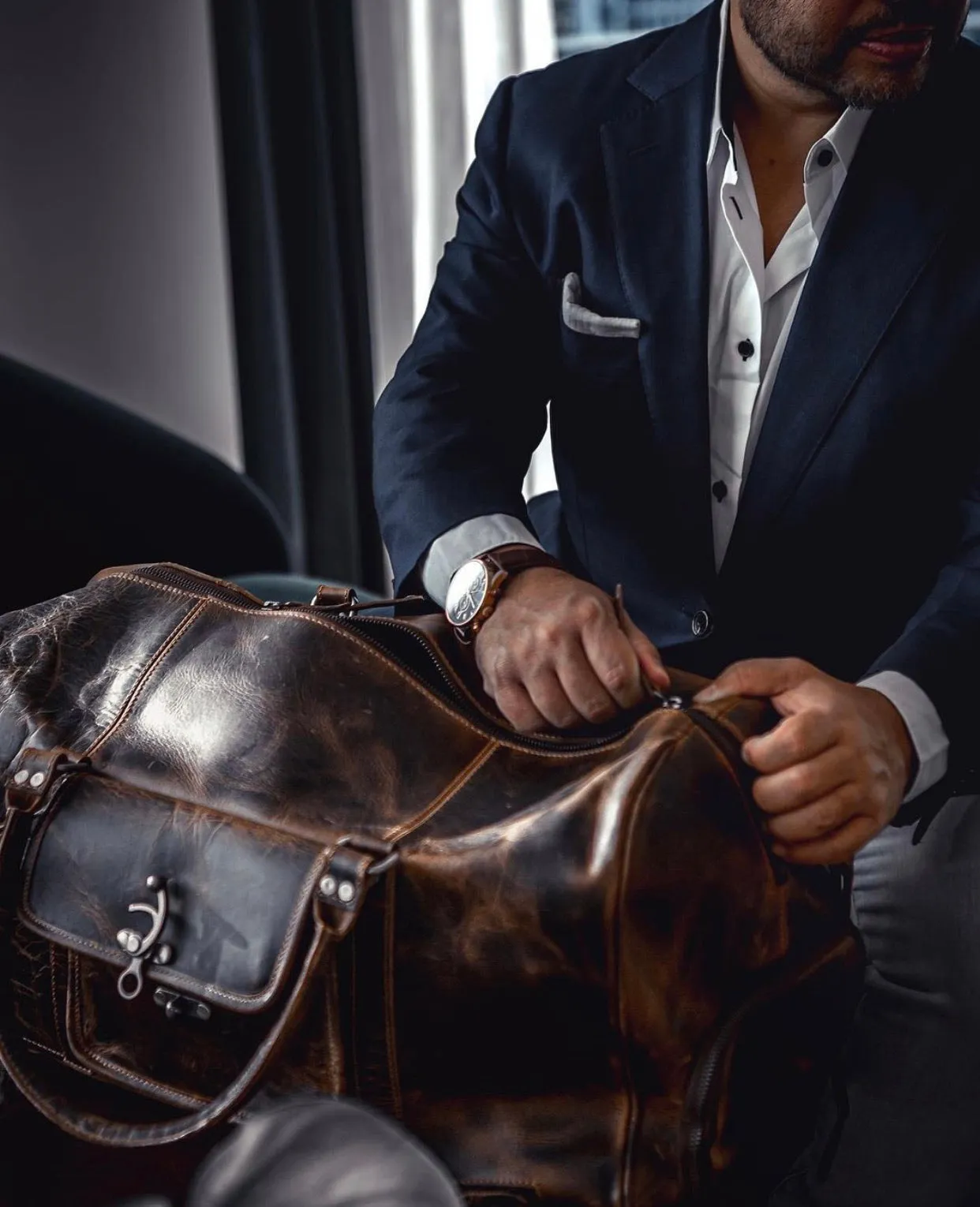 Vintage Gentlemen The “Hemingway” Buffalo Leather Duffle Bag [PREORDER]